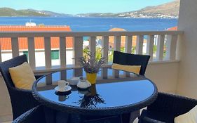 Apartment Ana